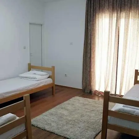 Val Guest house